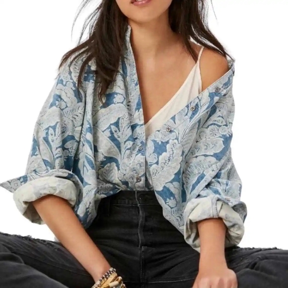 Pilcro and the Letterpress Tops - 🔵 Anthropologie Pilcro Blue Paisley Sigourney Corduroy Buttondown Blouse Top